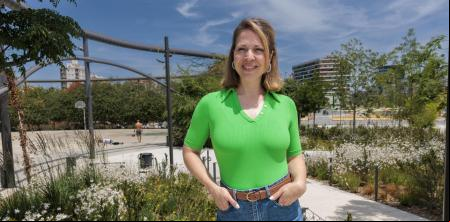 Janet Sanz: “Queremos subir el IBI a quienes tengan varios pisos para frenar la especulación”
