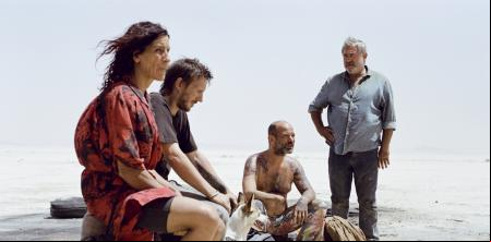 'Sirât' (★★★★✩), los tecnómadas del desierto y otros estrenos de la semana