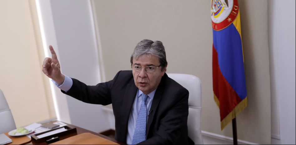Muere por covid el ministro de Defensa de Colombia