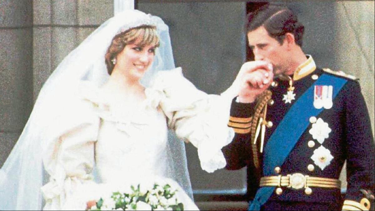 El vestido secreto de Lady Di: muy sexy para lucir antes de la boda