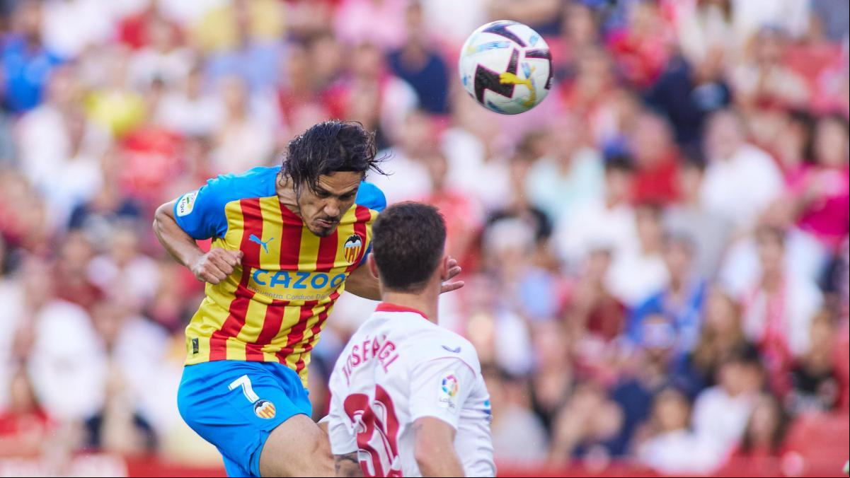 Los remates de Cavani y otras claves del Valencia - Barça