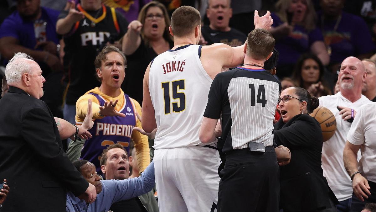 Jokic: exhibición en lapista y polémico empujón al dueño de los Suns