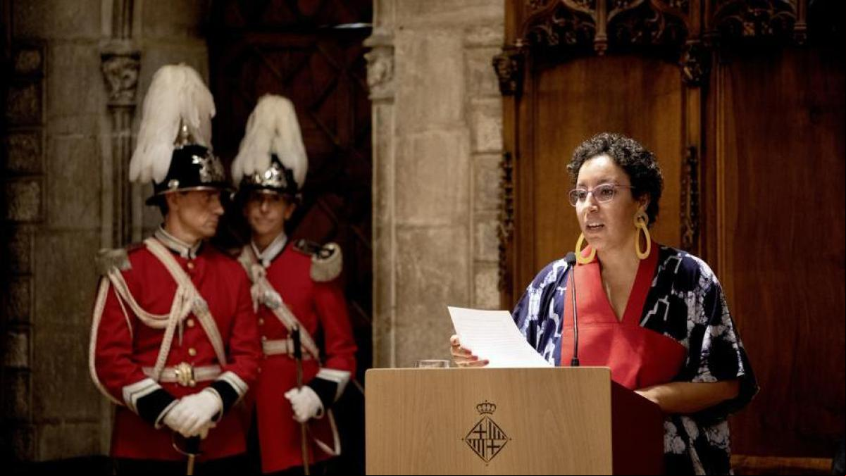 La celebración de la Mercè arranca con un canto a la lucha de las mujeres migradas musulmanas