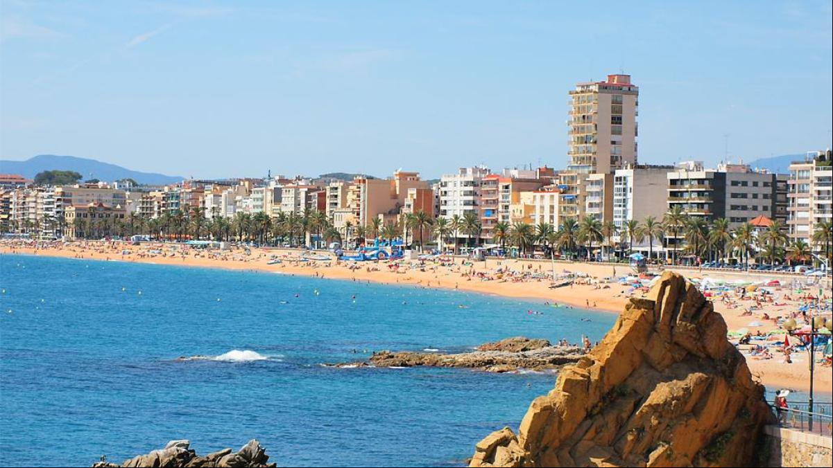¿Por qué una canción llamada Lloret de Mar es número 1 en Polonia?