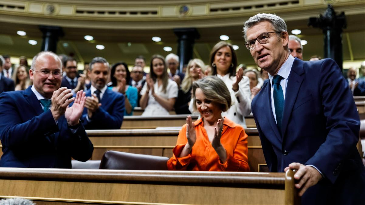 ¿Acaso gira al centro el PP?