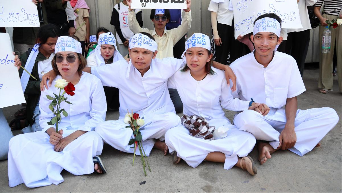Condenado a 8 años de cárcel en Camboya un activista español por conspiración e insultos al Rey