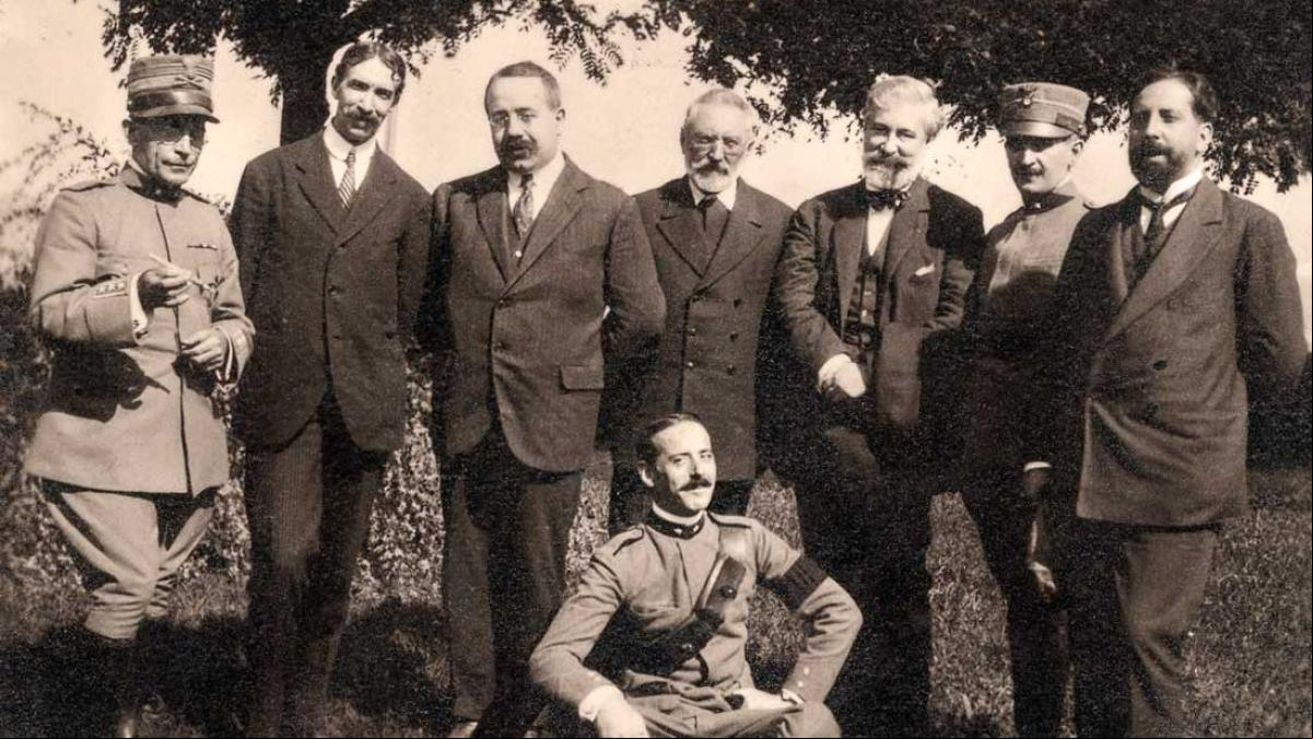 Unamuno, Tàpies y Hilma af Klimt, entre las exposiciones recomendadas para el mes de octubre
