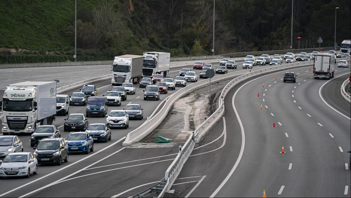 Unos 216.063 coches vuelven a Barcelona hasta las 20 horas en la operación retorno