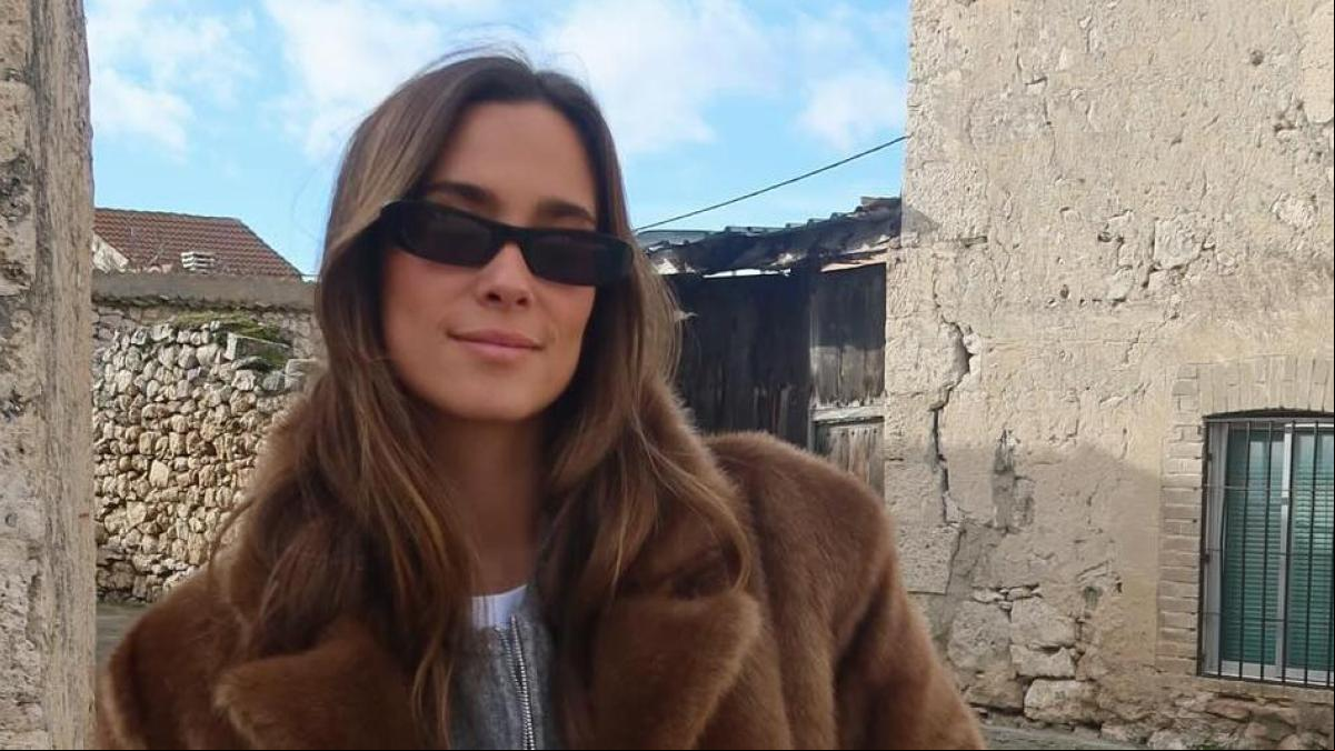 El curioso caso de la chaqueta más vendida de Zara de esta temporada que adoran tanto las de 20 como las de 50: por 26 euros y en varios colores