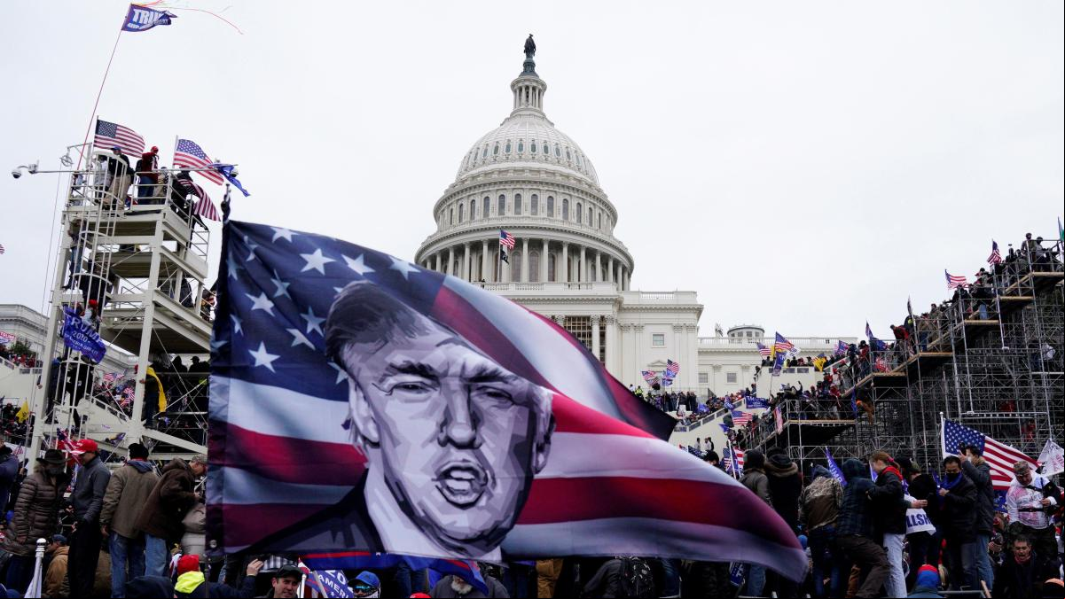 ¿Necesitará Trump su incendio del Reichstag?