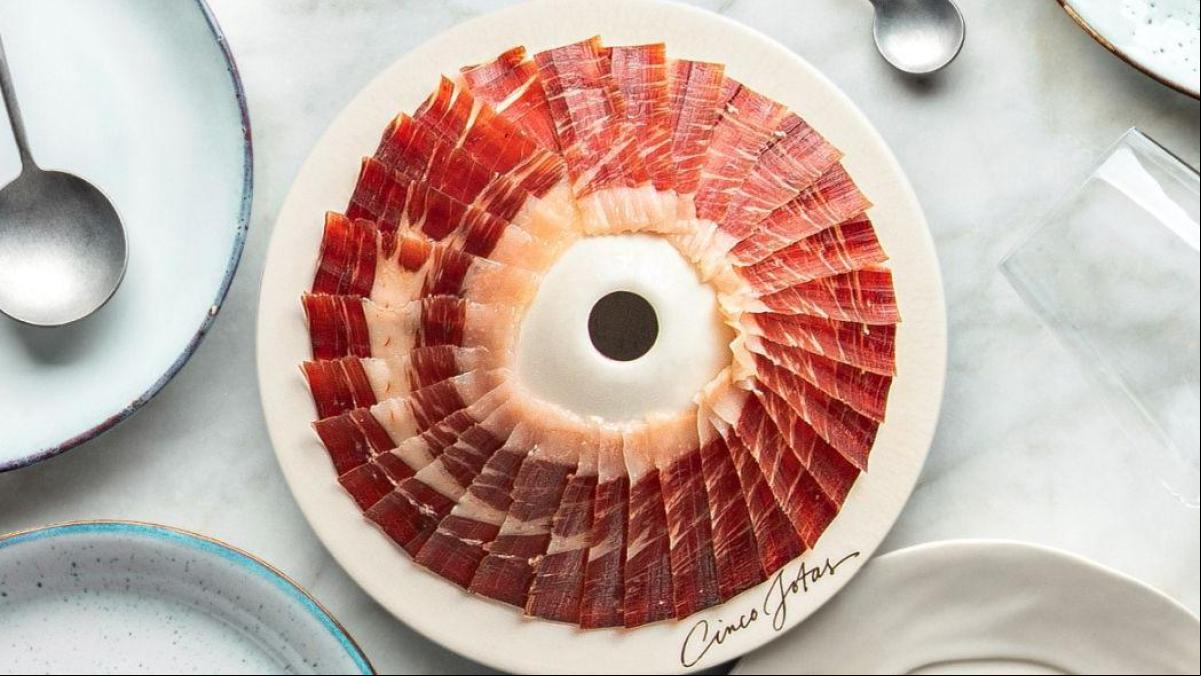 Oportunidad única para los amantes del jamón: un ibérico de bellota Cinco Jotas a mitad de precio