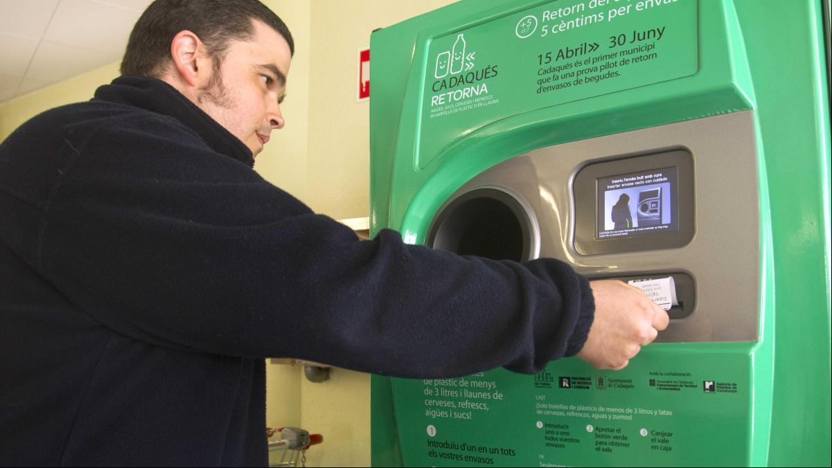 ¿Cómo funcionará el retorno de envases al comercio? Ecoembes se ofrece a colaborar