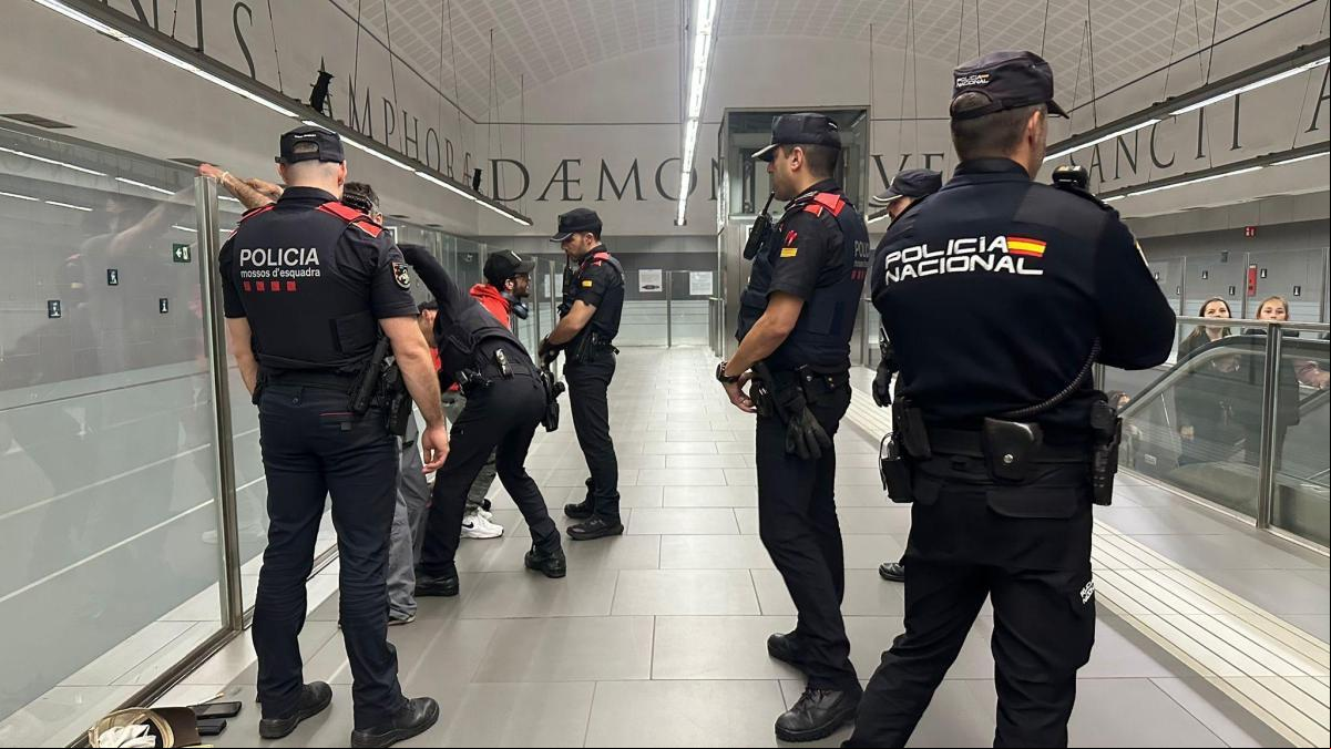 Dieciséis detenidos por los Mossos en un nuevo golpe a la multirreincidencia