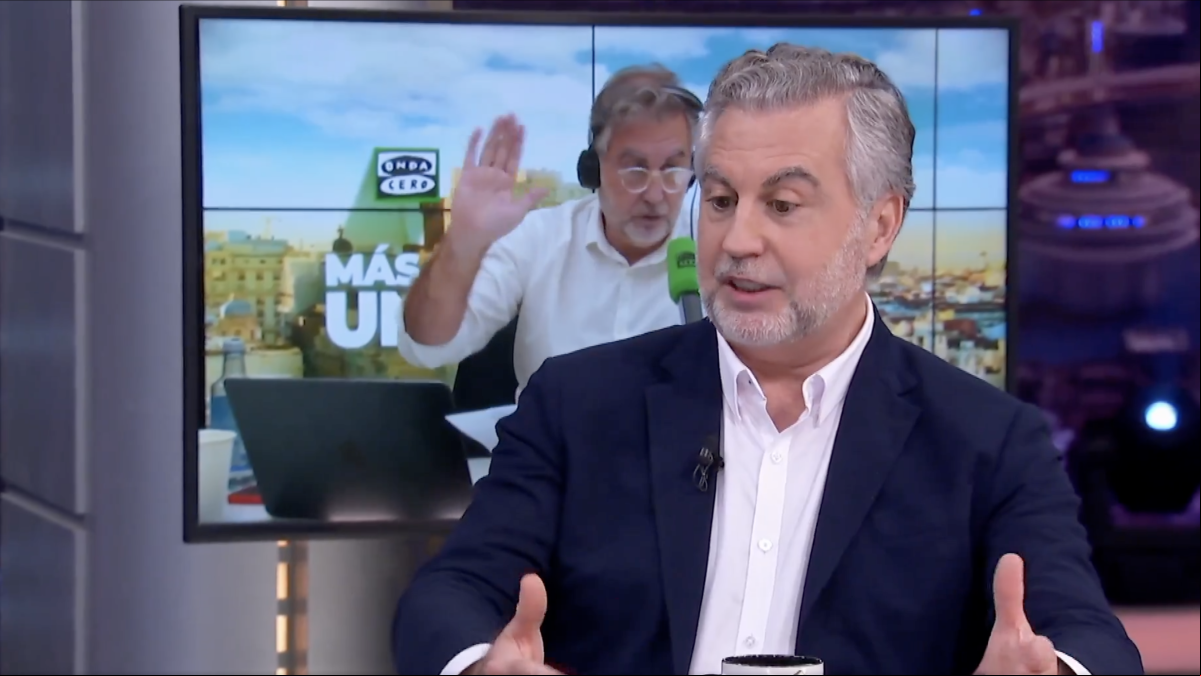 La oda de Carlos Alsina a la radio tras su repunte por el apagón: “Es el invento más moderno que existe”