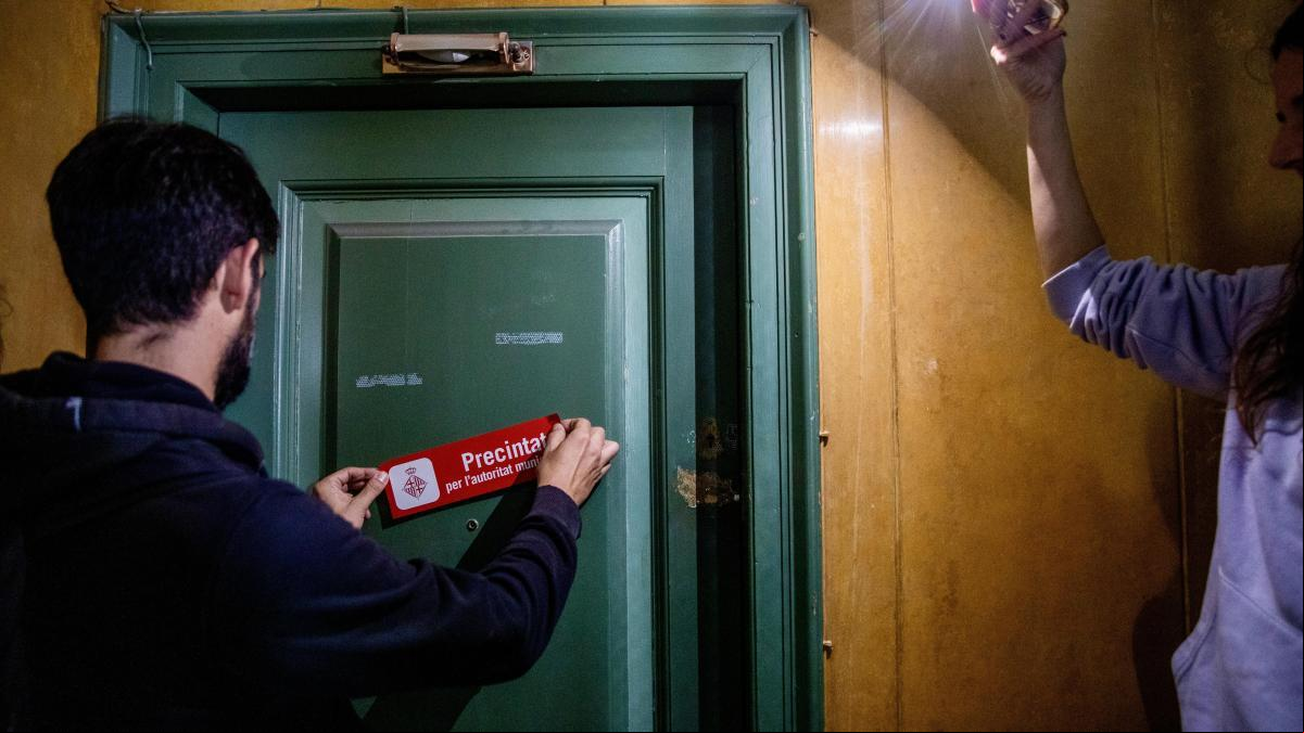 Turisme de Catalunya identifica 9.000 anuncios de pisos turísticos ilegales en Airbnb Turisme de Catalunya identifica 9.000 anuncios de pisos turísticos ilegales en Airbnb
