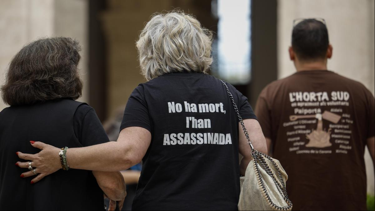 Una asamblea para decidir si acudirán al Palau: las dudas de las víctimas tras el gesto de Mazón