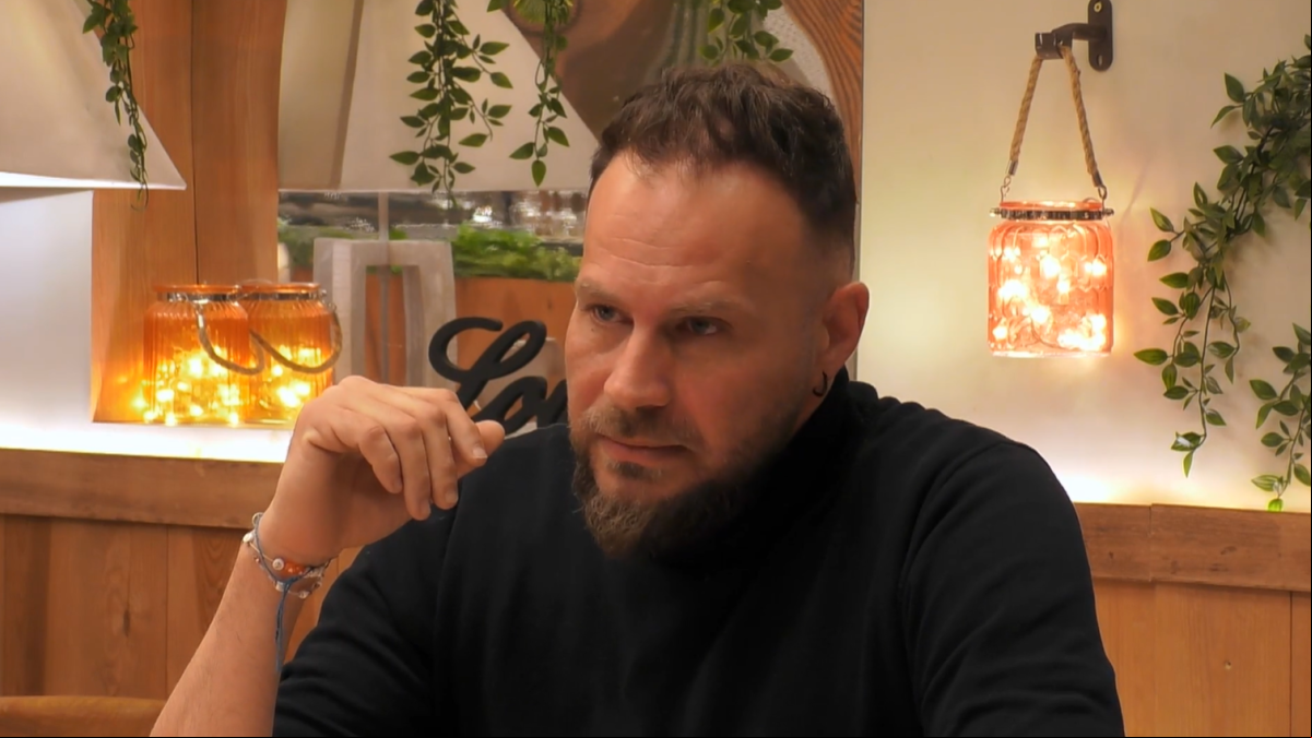 Una soltera de First Dates, obligada a intervenir tras la gran metedura de pata de su cita: ¡Me ha matado!