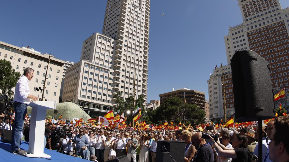 El PSOE considera que la manifestación del PP ha sido raquítica y califica a Feijóo de fracaso