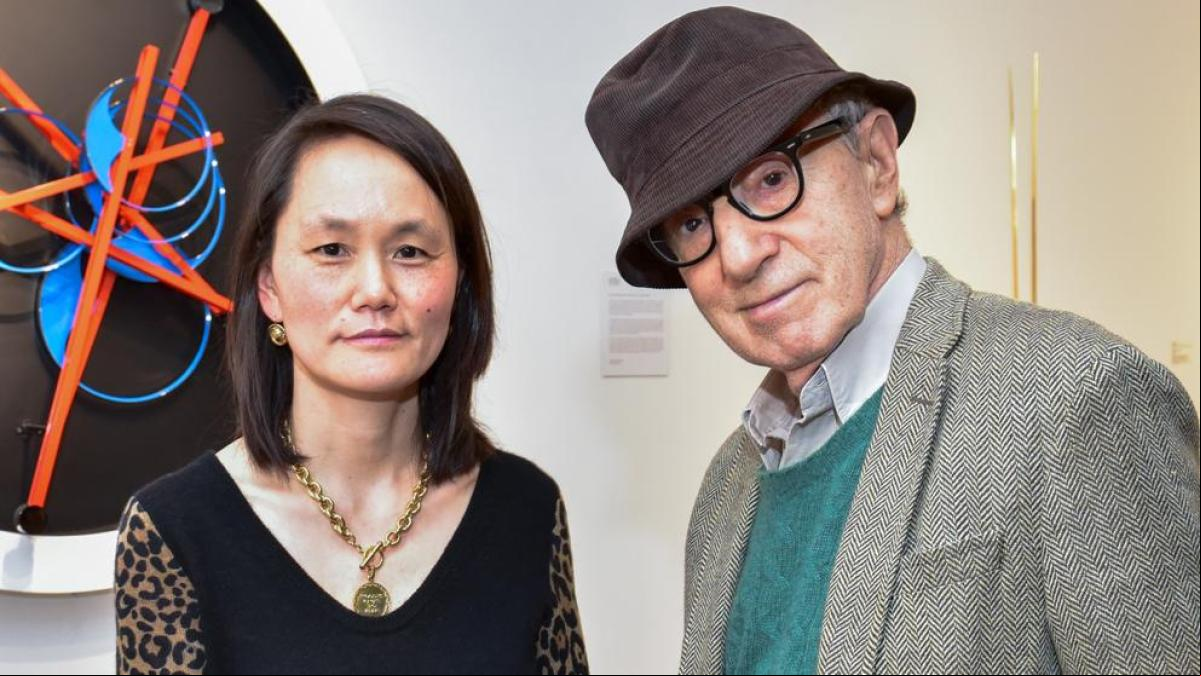 El exchef de Woody Allen y Soon-Yi los demanda por despedirlo por pedir un día libre extra y un salario justo