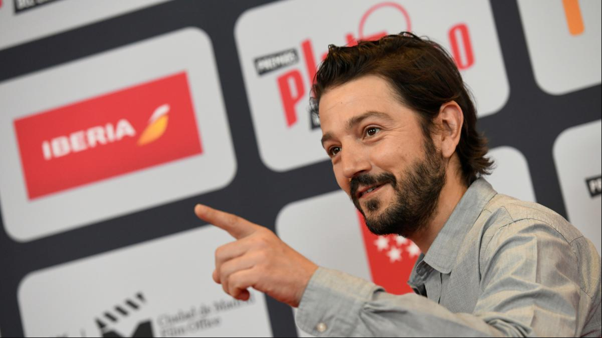 Diego Luna: No podemos seguir viviendo con este nivel de desigualdad; tenemos que cambiar