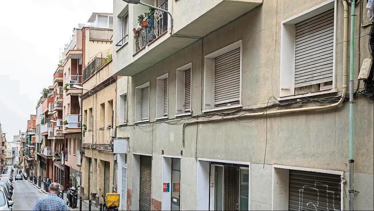 Colau y la Sareb pactan frenar los desahucios de familias vulnerables