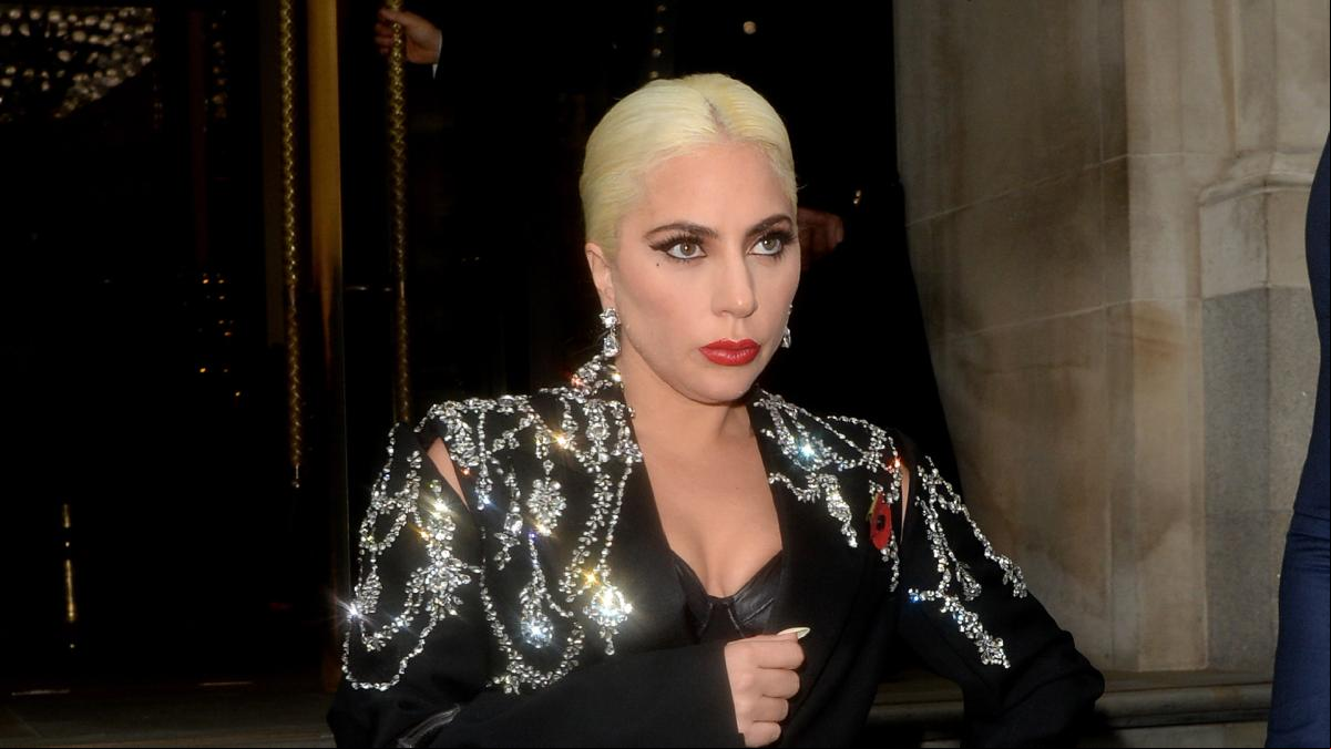 Lady Gaga se niega a pagar la recompensa de 500.000 dólares a la mujer que recuperó a sus perros robados