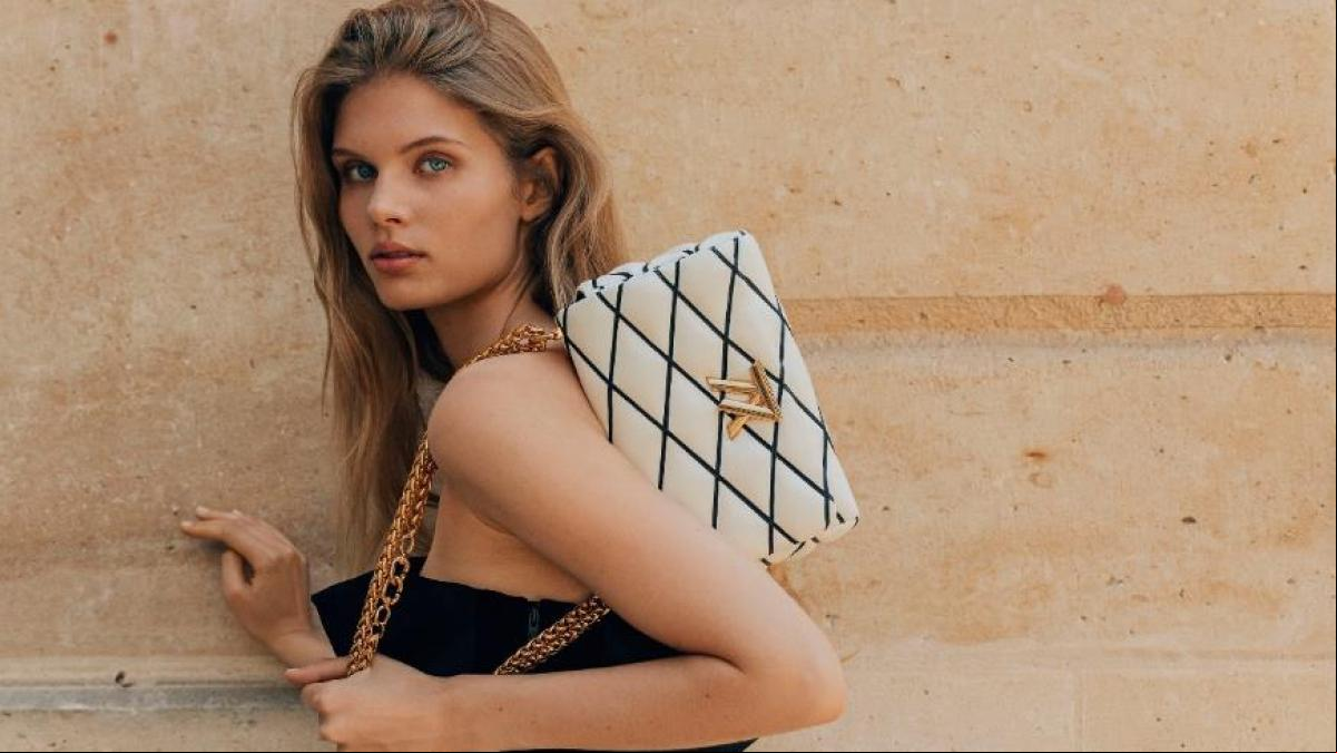 Louis Vuitton lo vuelve a hacer: este es el bolso más deseado de la temporada