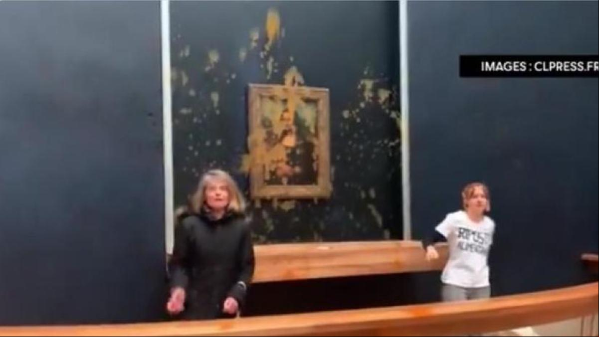 Activistas climáticos arrojan sopa sobre el cuadro La Gioconda en el Museo del Louvre