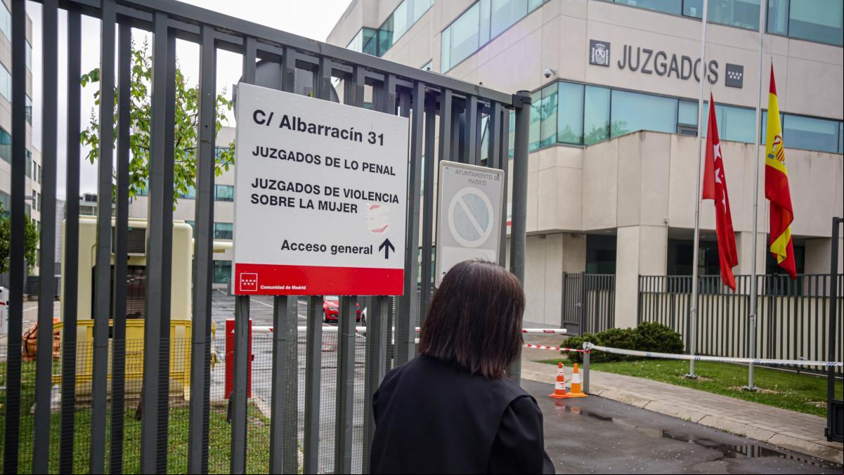 El Gobierno aprueba la creación de cien plazas de jueces y fiscales sobre violencia sobre la mujer