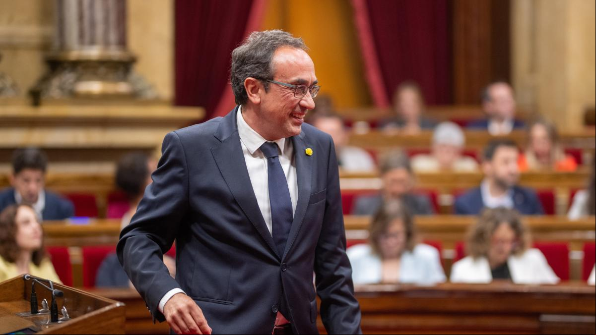 Rull pide un informe al Parlament sobre los asesores de los comunes que paga el PSC