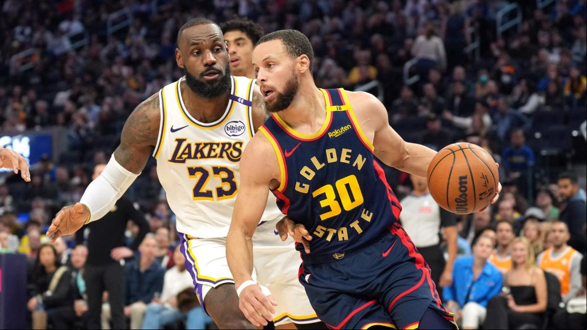 Curry se ofusca en la derrota de los Warriors ante los Lakers