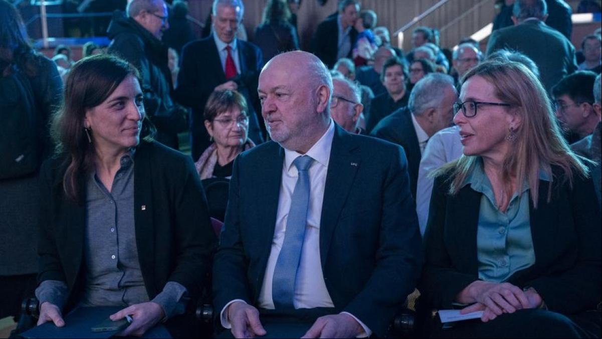La rectora Àngels Fitó reivindica el legado de Ferraté en los 30 años de la UOC