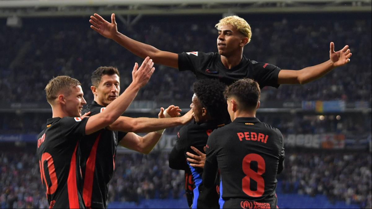 Lamine Yamal regala la Liga al Barça con un golazo en Cornellà