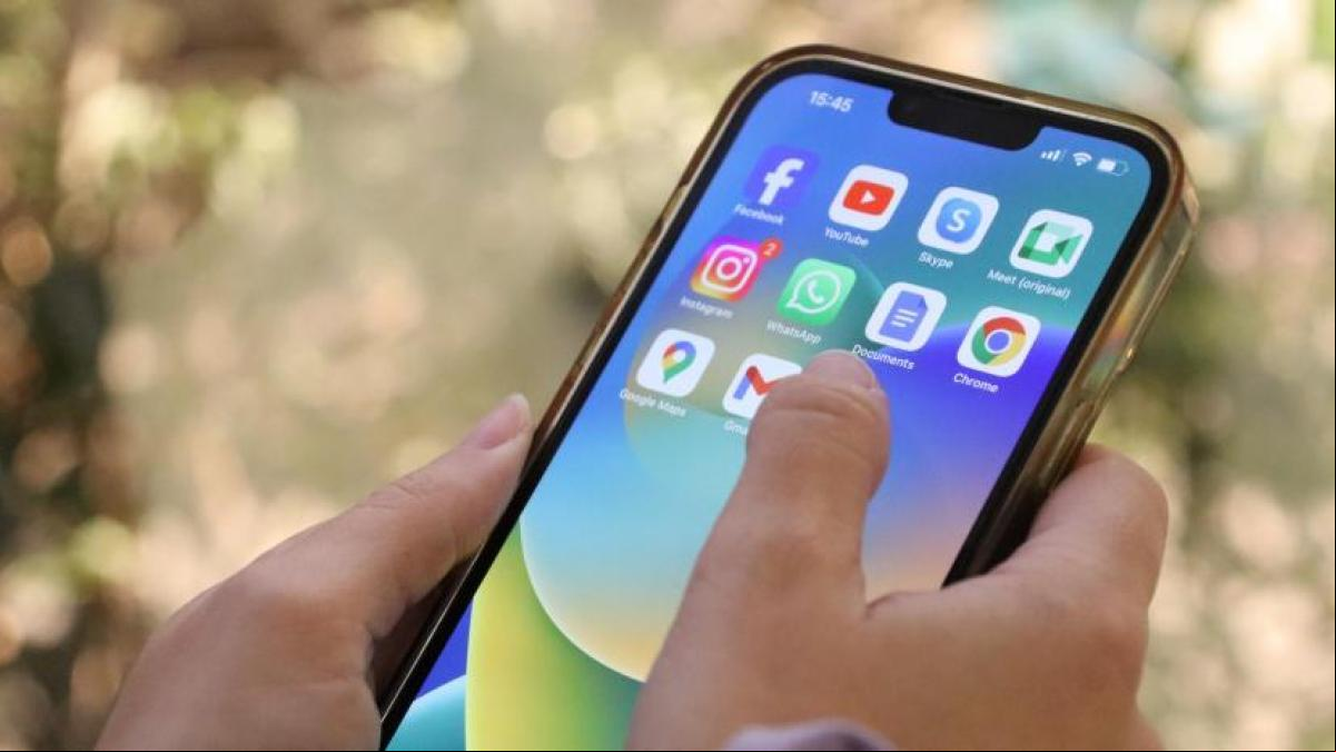 Estafan 3.650 euros en Facebook a un hombre con discapacidad al que le hicieron creer que podía recibir una subvención de 150.000 euros