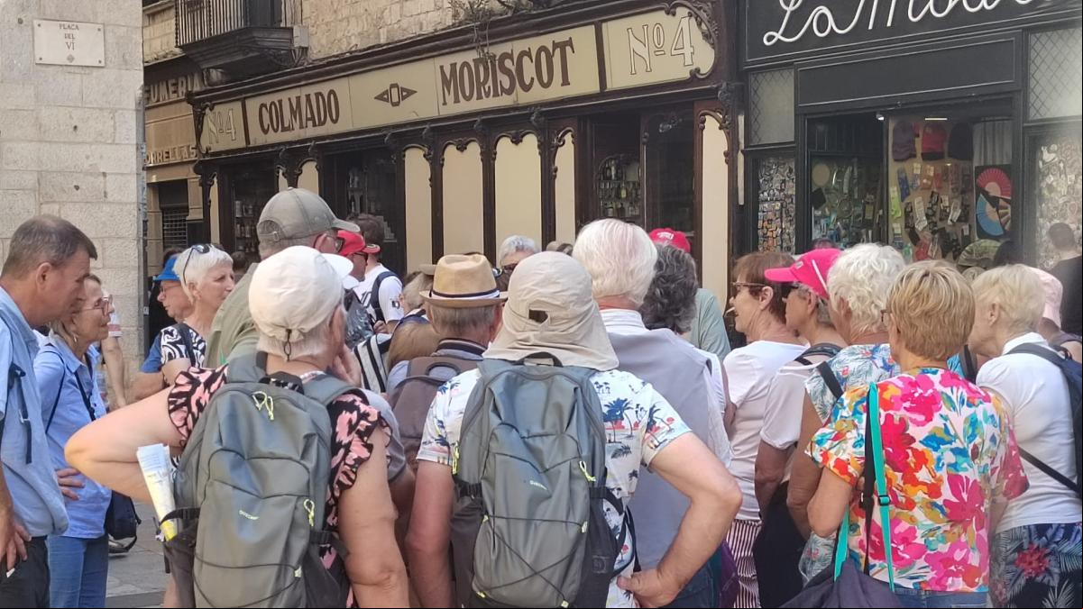 Girona limita a 25 personas los grupos turísticos y prohíbe el uso de megáfonos entre los guías