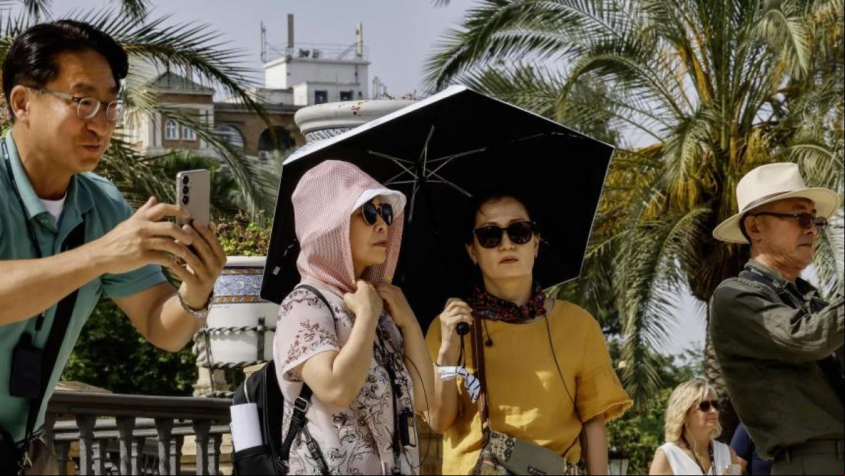 El primer episodio de calor bate récords y culmina en un tórrido final de mayo