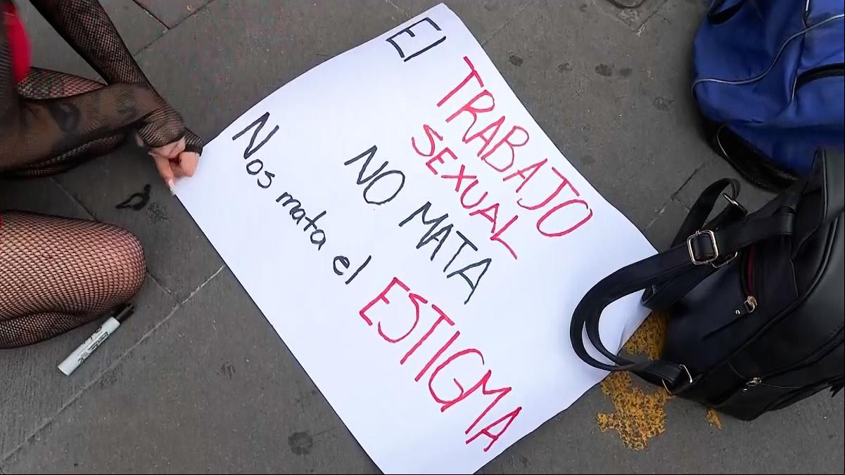 Trabajadoras sexuales marchan en Ciudad de México para exigir seguridad social y derechos
