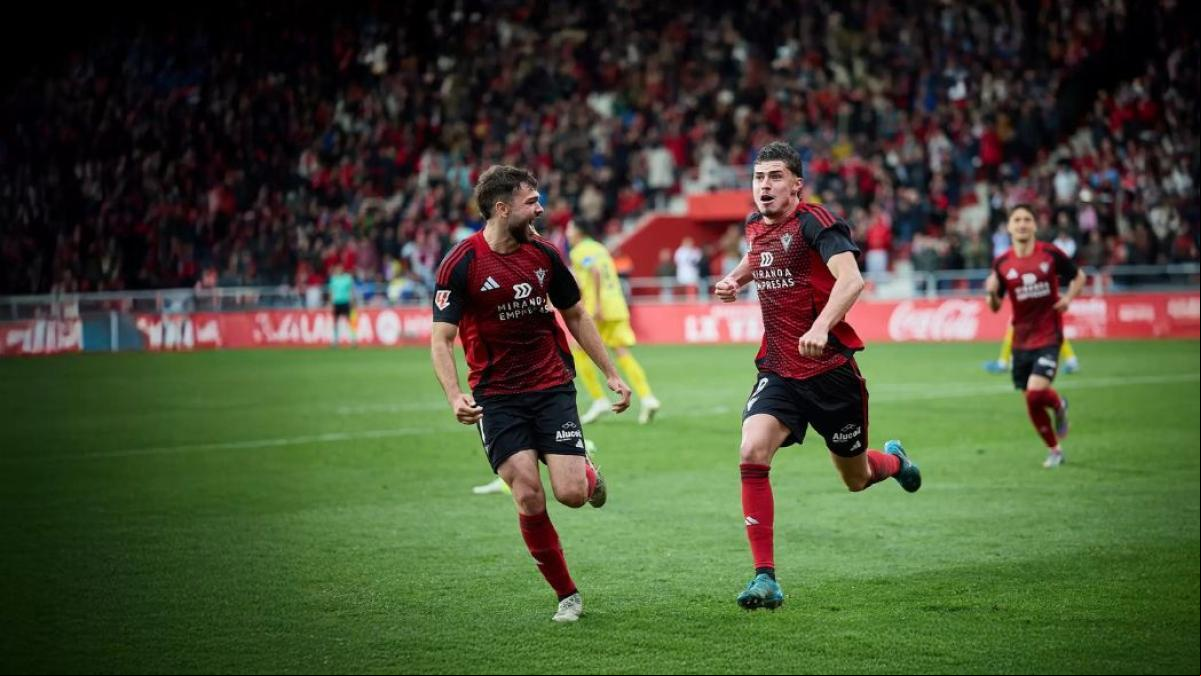 Playoffs de ascenso a Primera División: días y horas del Almería - Real Oviedo y del Racing - Mirandés Playoffs de ascenso a Primera División: días y horas del Almería - Real Oviedo y del Racing - Mirandés