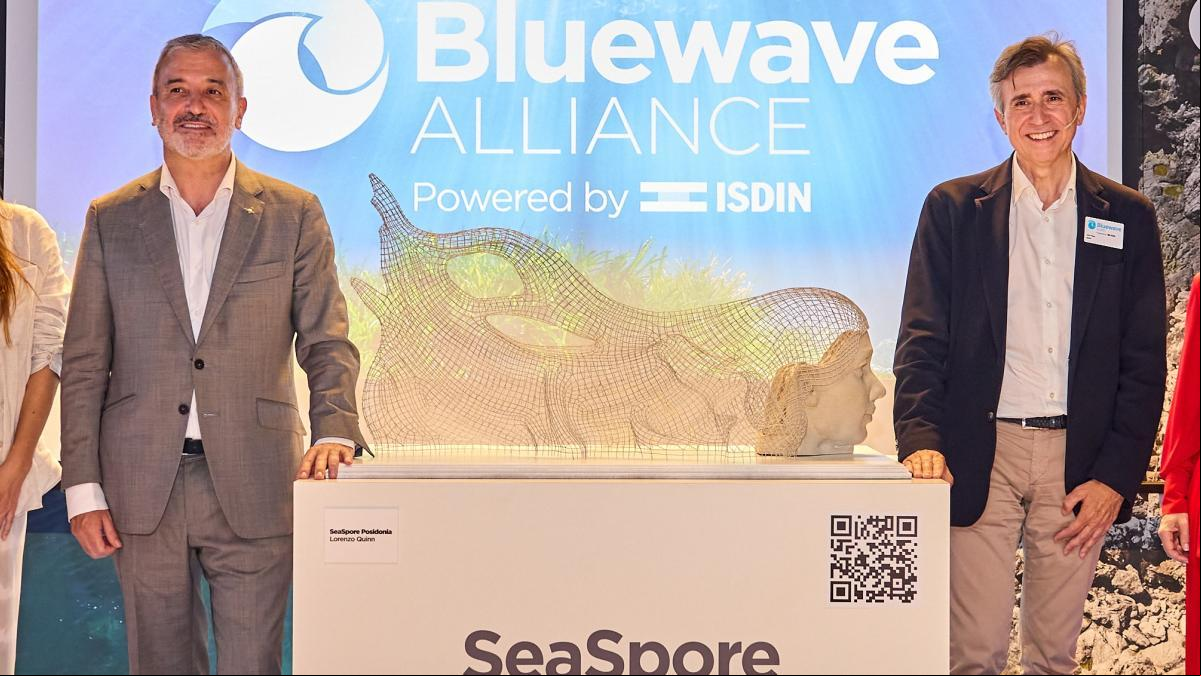 SeaSpore Posidonia: una escultura de Lorenzo Quinn se sumergirá en el litoral de Barcelona para recuperar la biodiversidad marina
