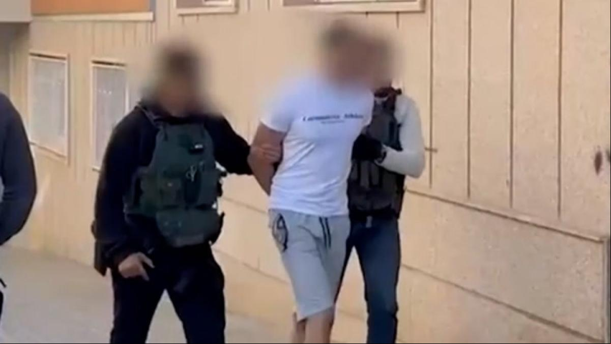 Detienen en Castellbisbal a un hombre de 22 años por delitos de adoctrinamiento y autocapacitación terrorista