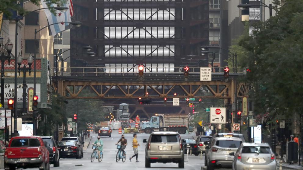 Cientos de personas saquean tiendas en Chicago tras un tiroteo con la Policía