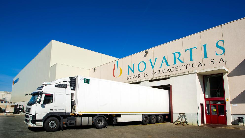Novartis externaliza producción en España y vende dos fábricas a Siegfried